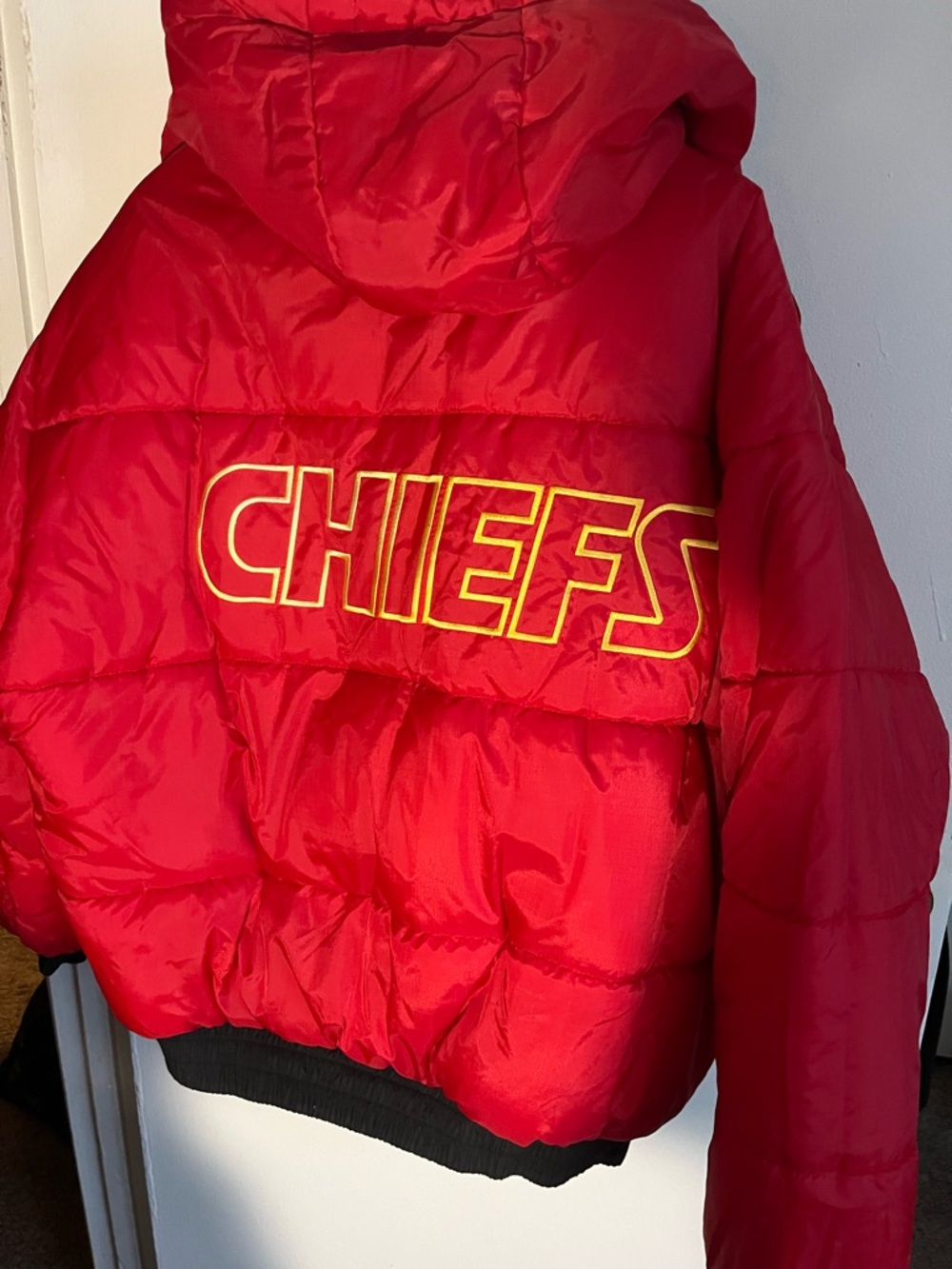 Vintage 90’s Pro Player chiefs NFL Experience Puffer Jacket - Picture 7 of 7